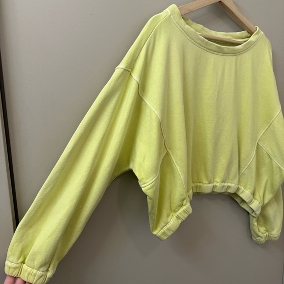 Anthropologie Boxy Cropped Pullover Light Yellow green Sweatshirt size small - Picture 6 of 13
